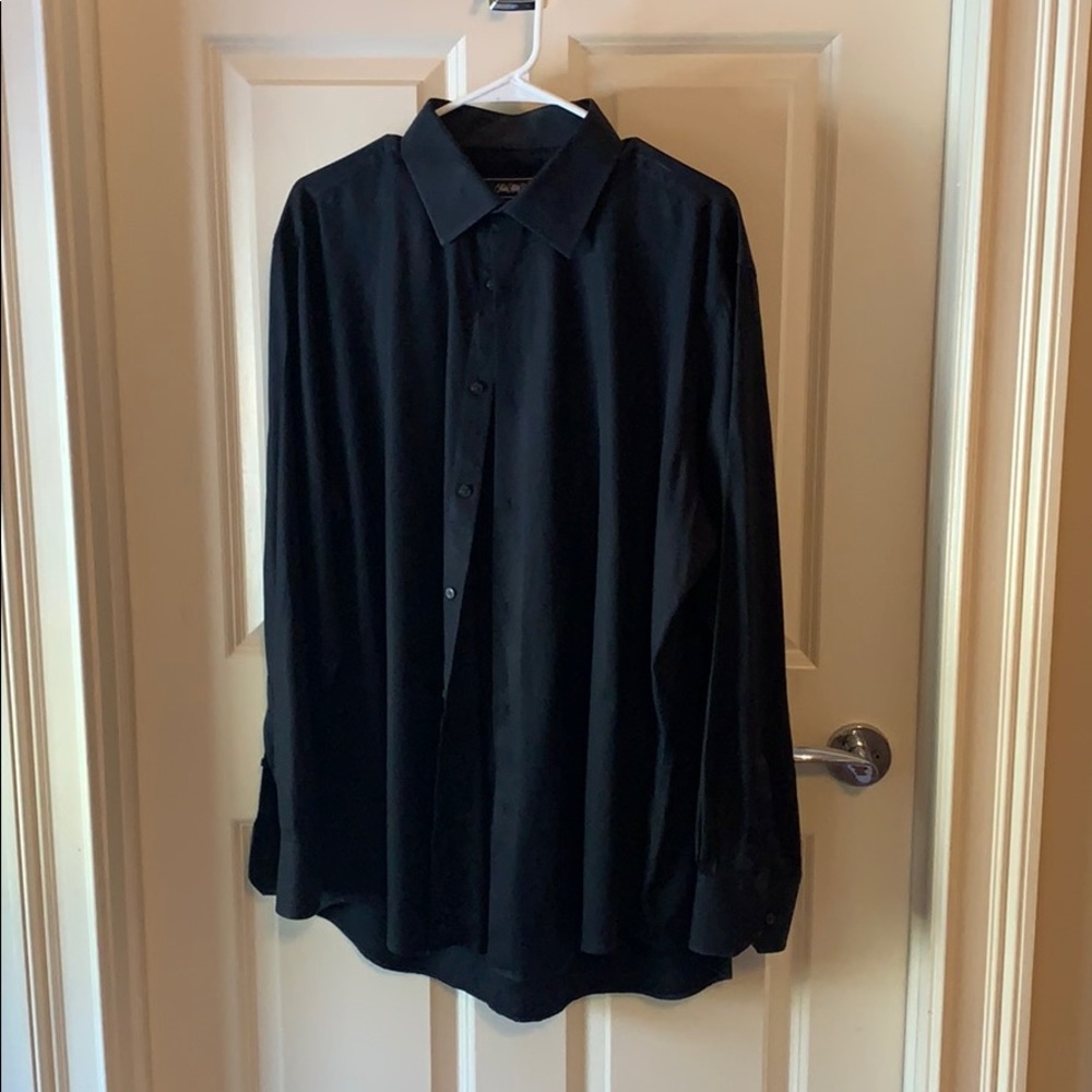 Saks Fifth Avenue Men’s L Button down
